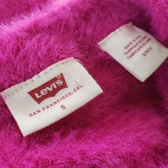 Levi's Pink Textured Sweater Size Small NEW! - Picture 9 of 14